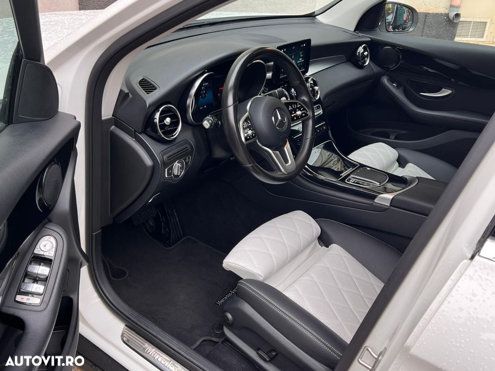 Mercedes-Benz GLC 300 d 4MATIC 9G-TRONIC Exclusive - 5