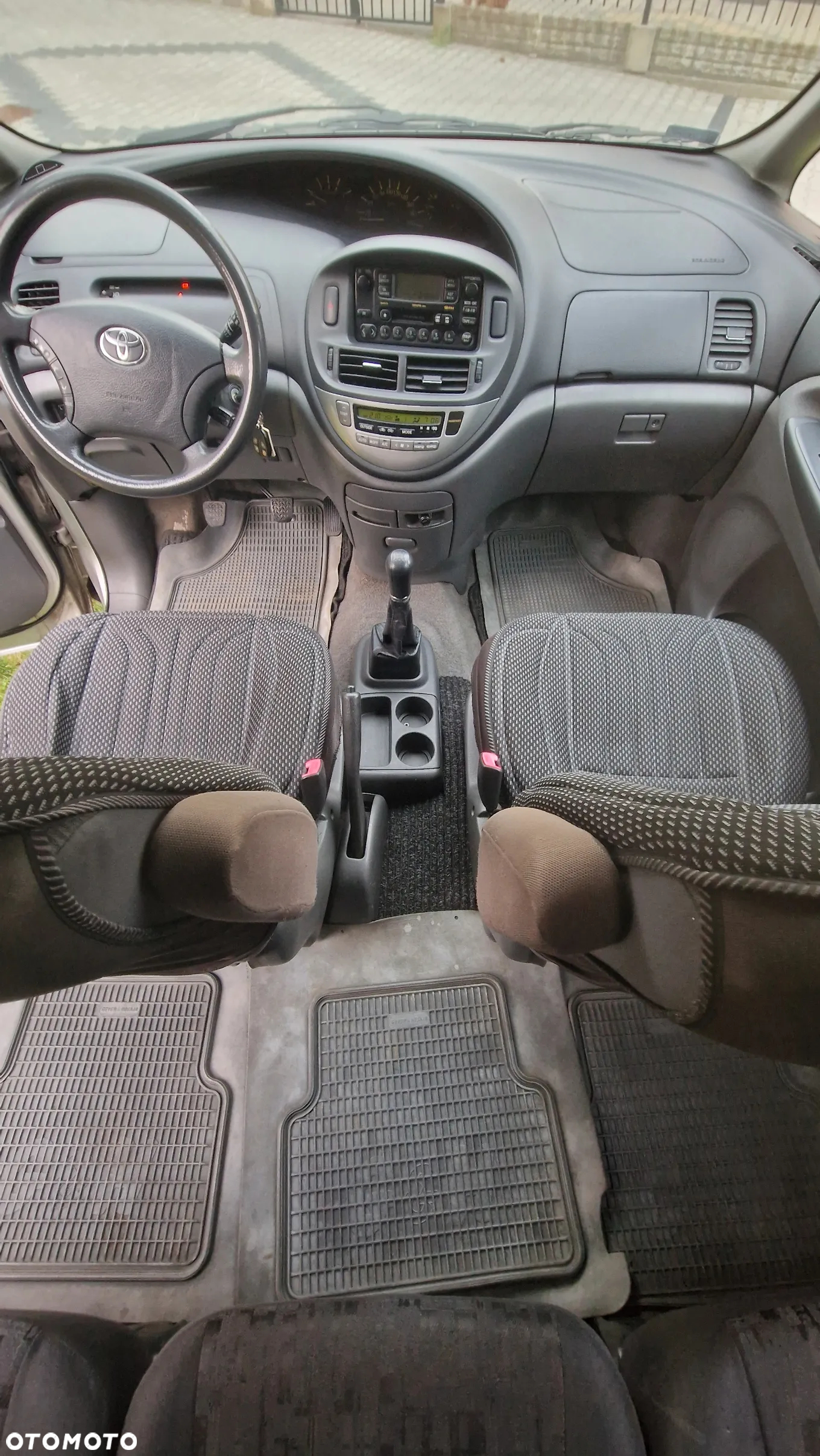Toyota Previa 2.0 D-4D Luna - 6