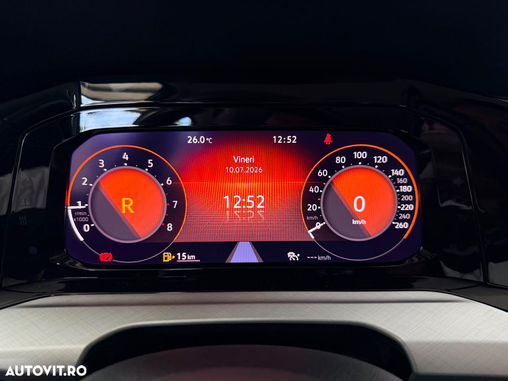 Volkswagen Golf 1.0 eTSI DSG MHEV Life - 22