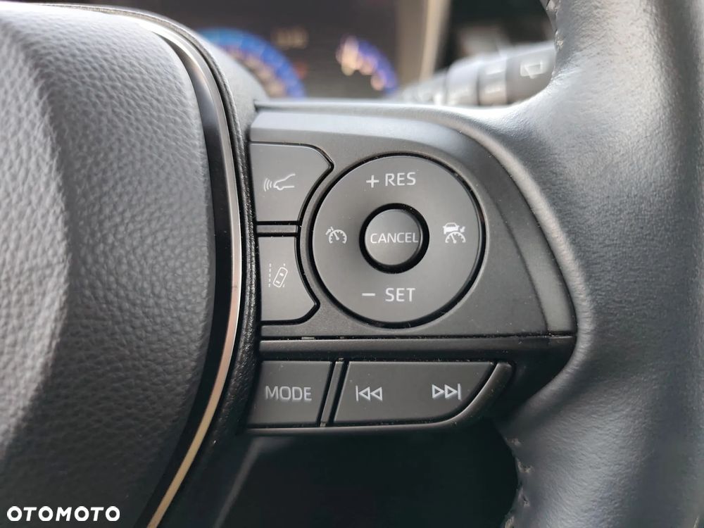 Suzuki Swace 1.8 Hybrid Premium Plus CVT - 22