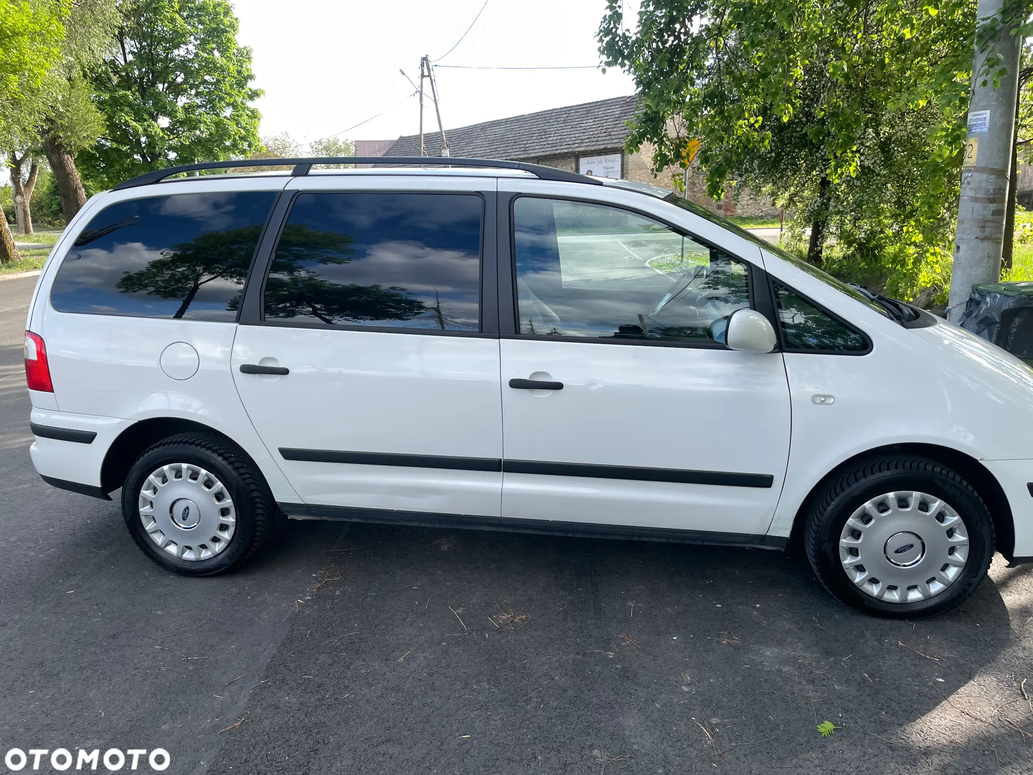 Ford Galaxy - 2