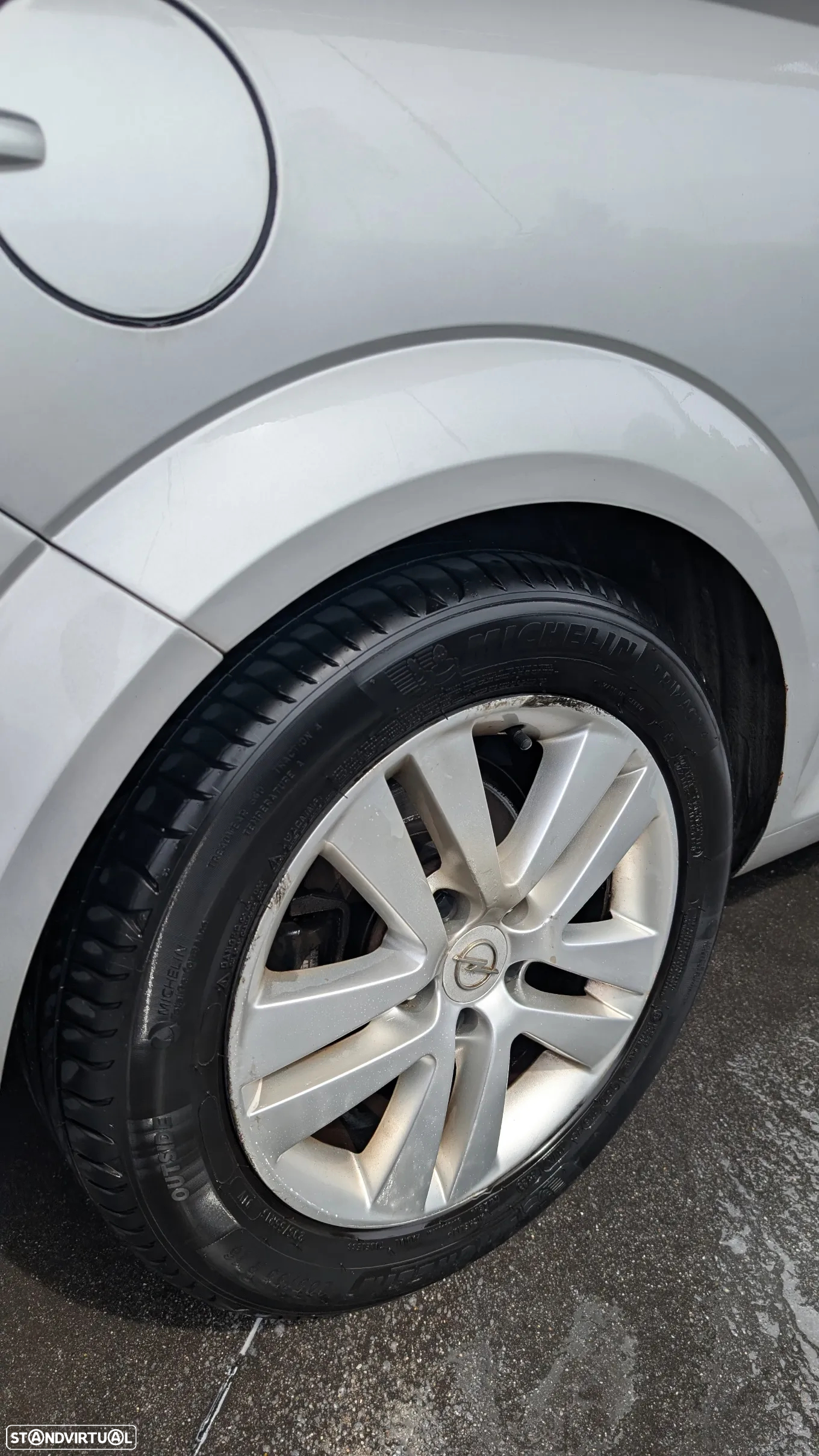 Opel Astra GTC 1.3 CDTi - 5
