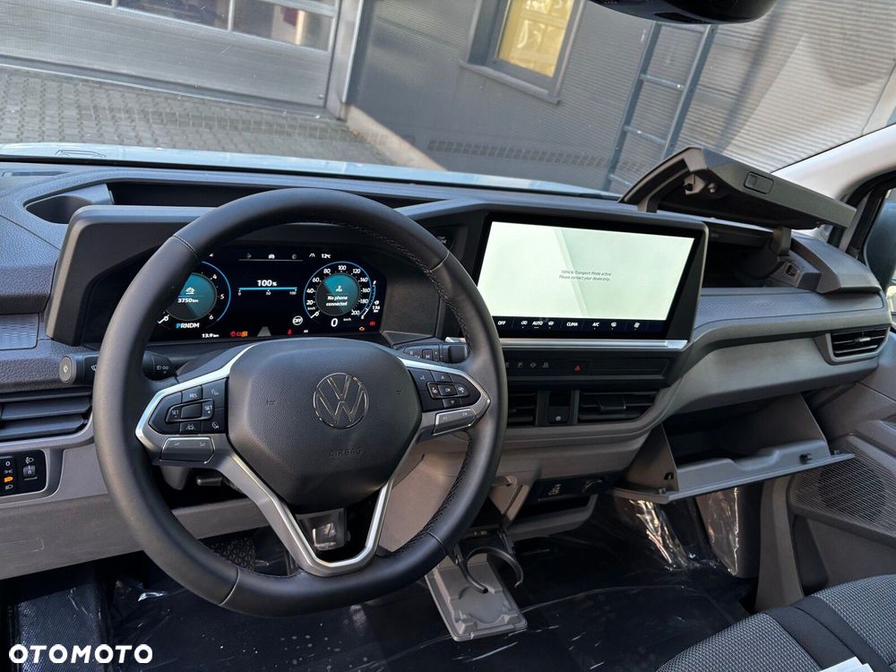 Volkswagen Transporter 2.0 TDI 150 KM 8-automat 8m L1 - 12