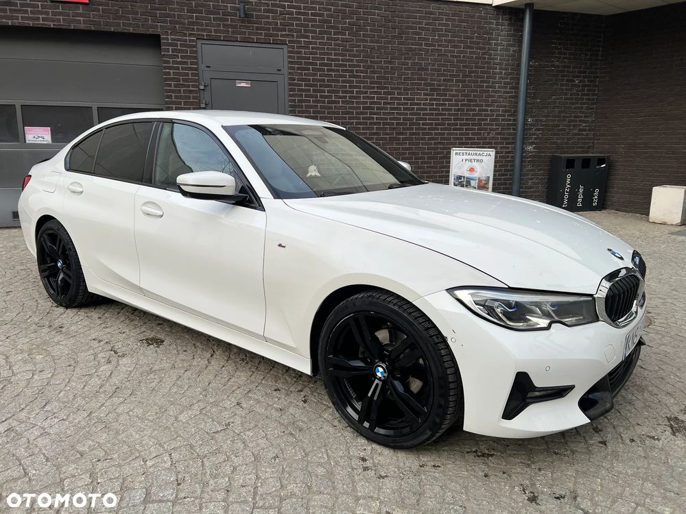 BMW Seria 3 320d xDrive Sport Line Shadow sport - 12
