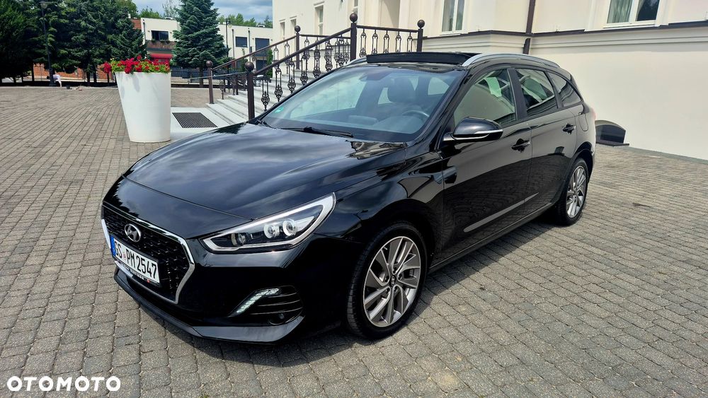 Hyundai i30 1.4 T-GDI DCT Premium - 3