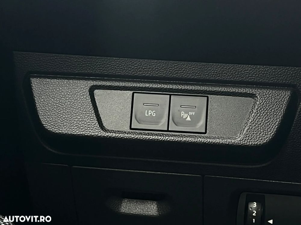 Dacia Logan TCe 90 MT6 Expression - 15