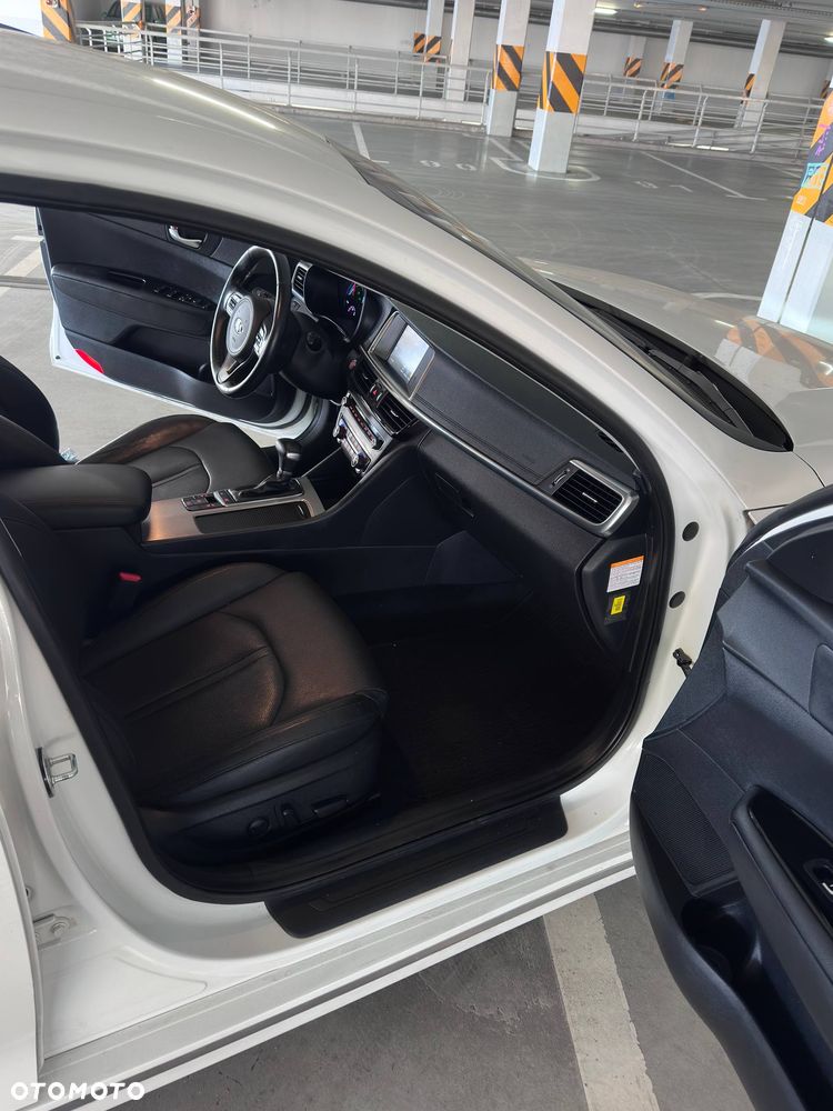 Kia Optima - 17