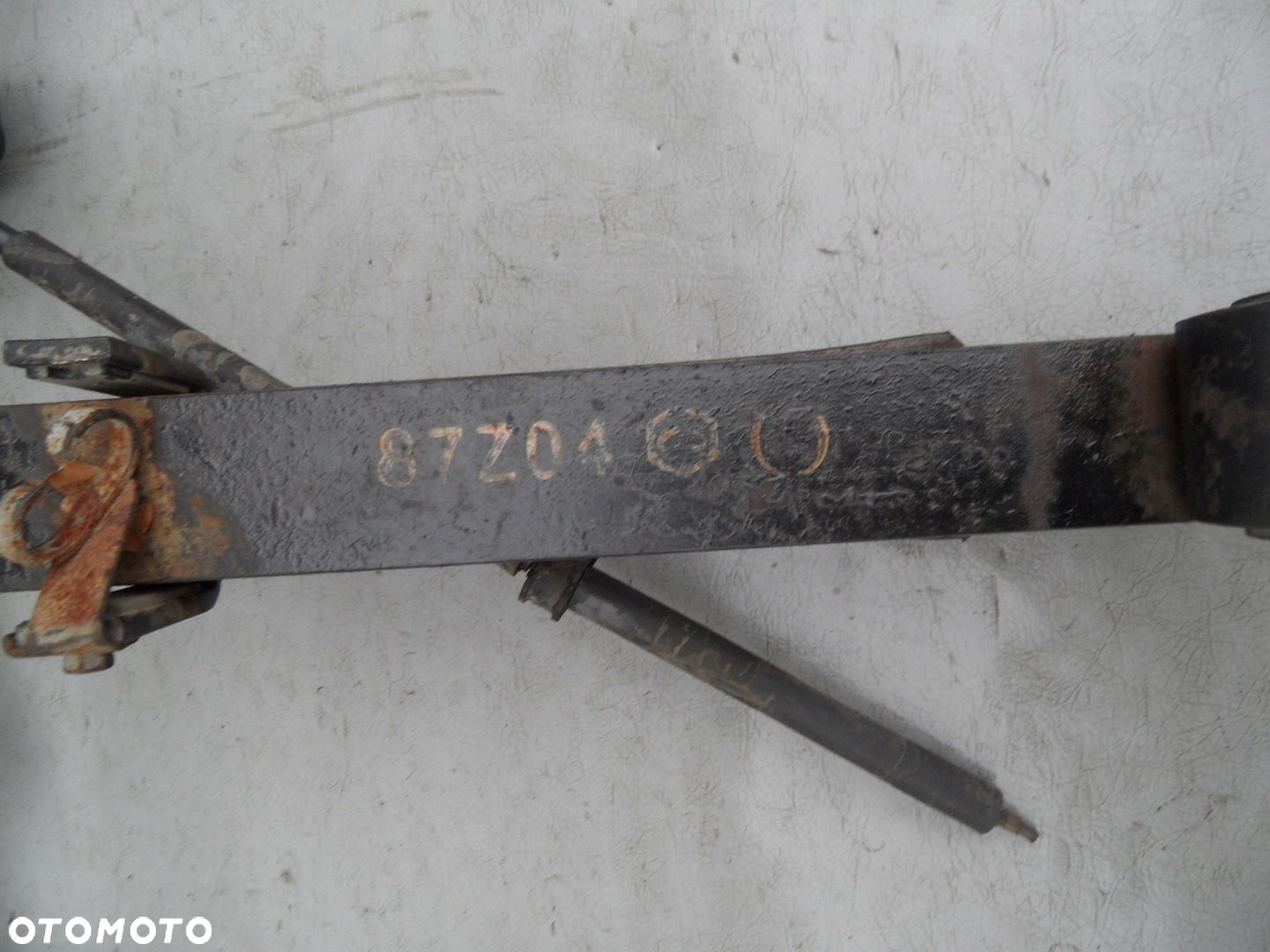 RESOR TYŁ TYLNY RESORY PORTER DAIHATSU HIJET - 2