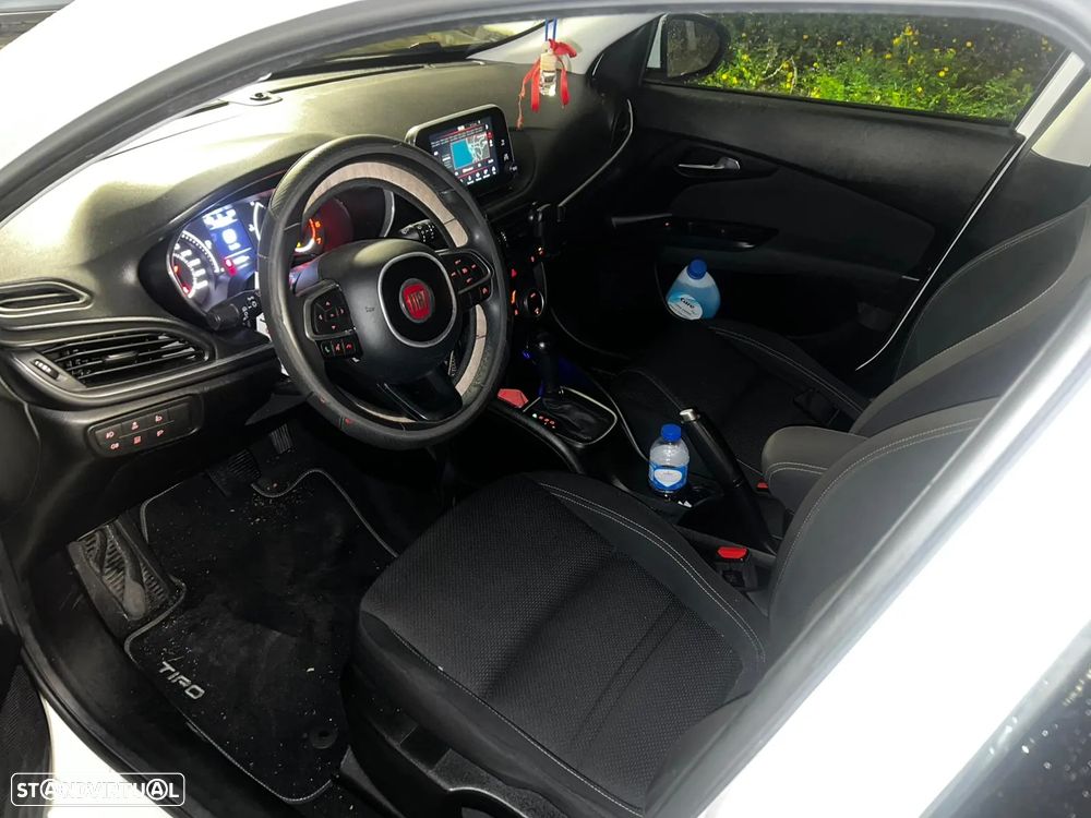 Fiat Tipo 1.6 M-Jet Lounge J17 DCT - 9