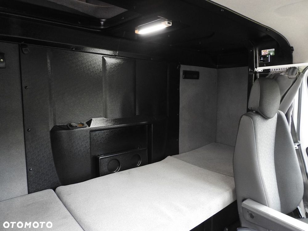 Opel MOVANO PLANDEKA 10 PALET WEBASTO TEMPOMAT KLIMATYZACJA LEDY PNEUMATYKA  165KM - 37