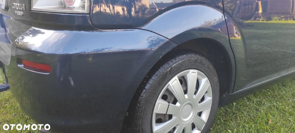 Toyota Corolla Verso 1.8 Sol + 7os - 8