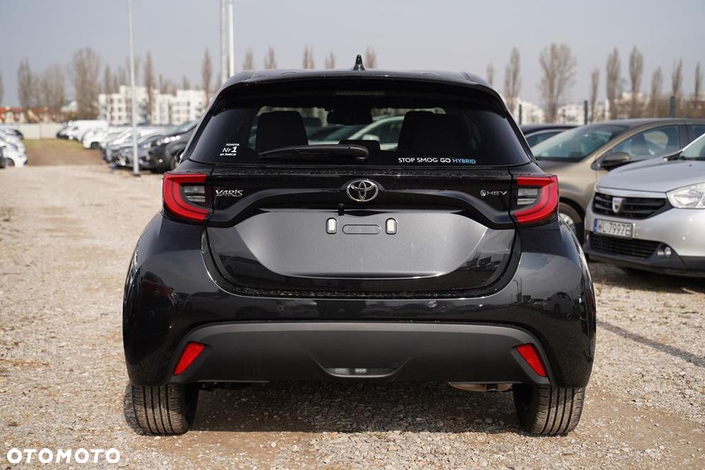 Toyota Yaris - 5