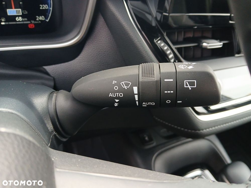 Toyota Corolla 1.8 Hybrid Comfort - 30