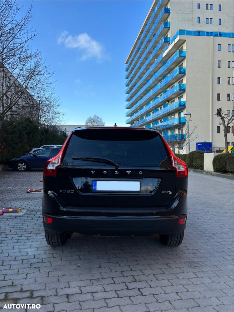 Volvo XC 60 DRIVe Kinetic - 6