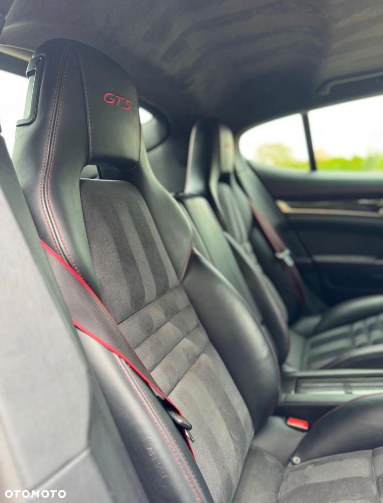 Porsche Panamera - 8