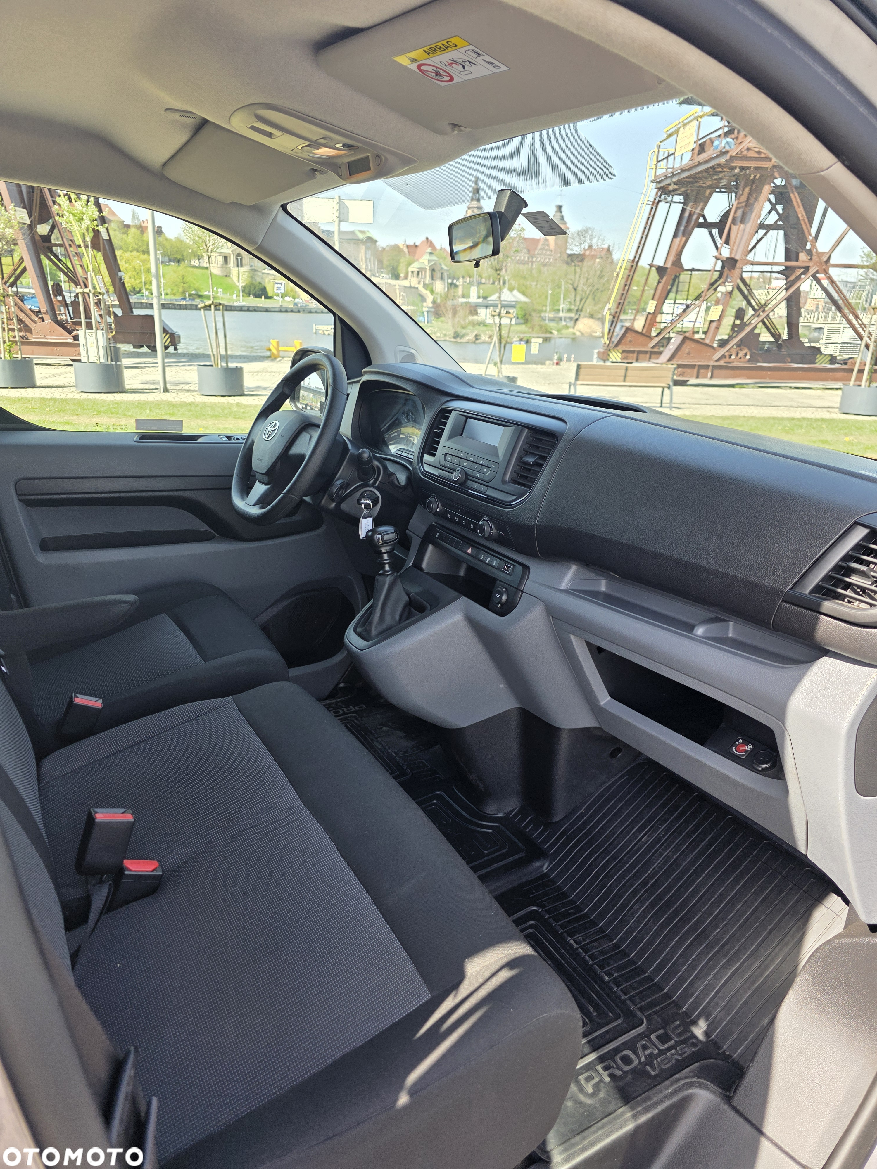 Toyota ProAce Kombi 1.5 D-4D Long 2,7t - 5