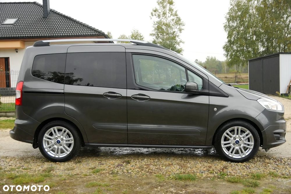 Ford Tourneo Courier 1.5 TDCi Titanium - 9