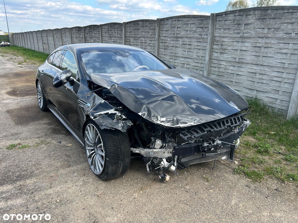 Mercedes-Benz AMG GT 43 4-Matic+ - 2