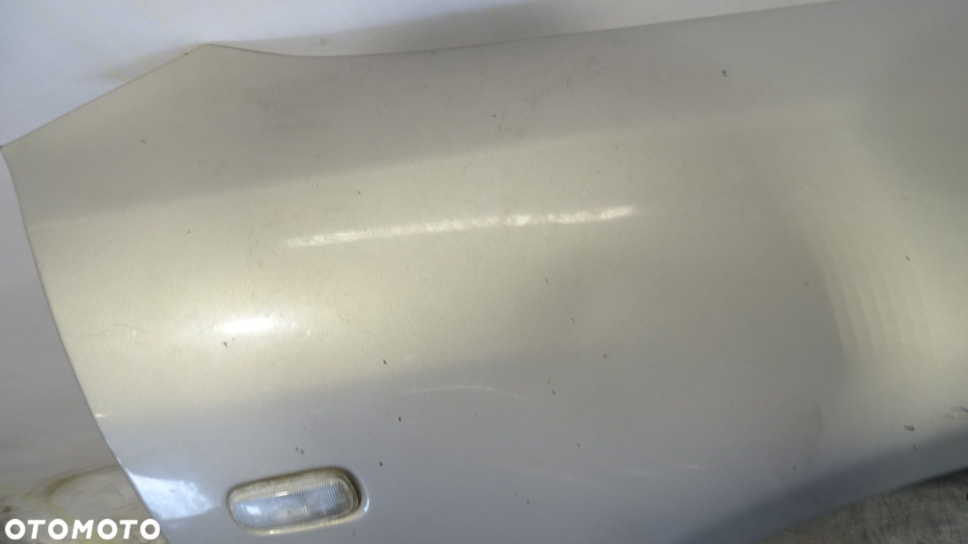 BŁOTNIK PRAWY PRZEDNI AUDI A4 B5 - 5