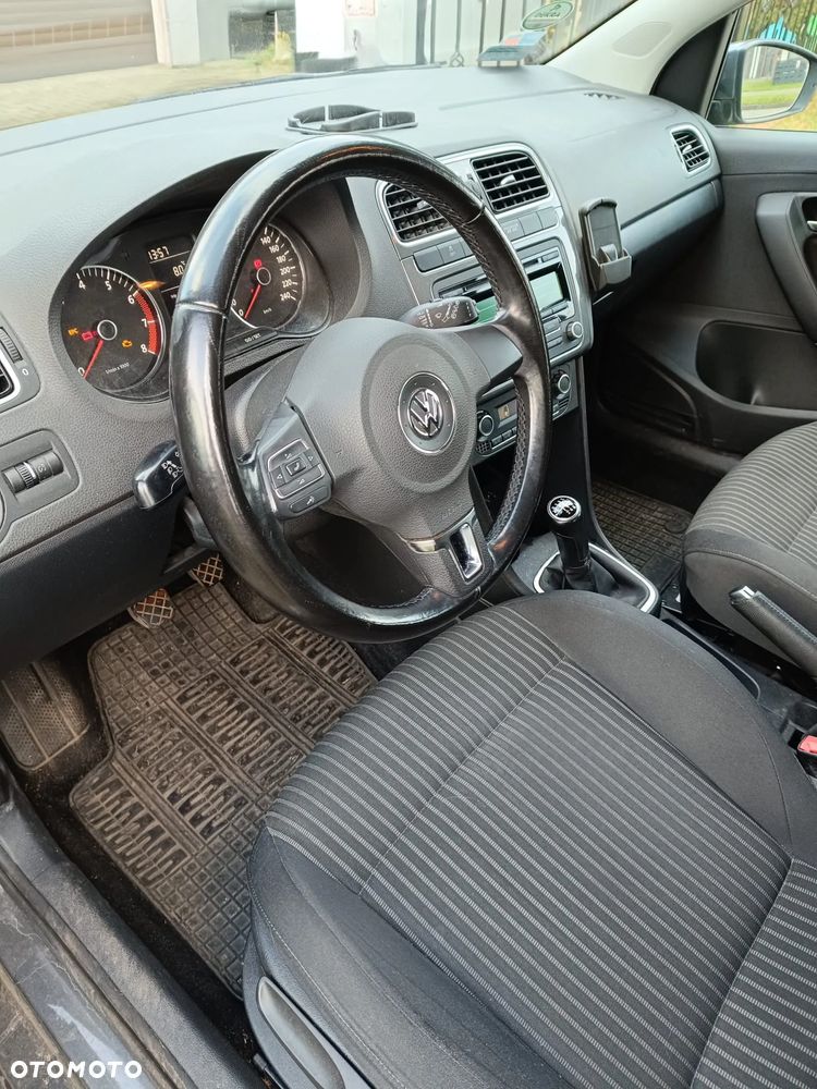 Volkswagen Polo 1.2 TSI Comfortline - 6