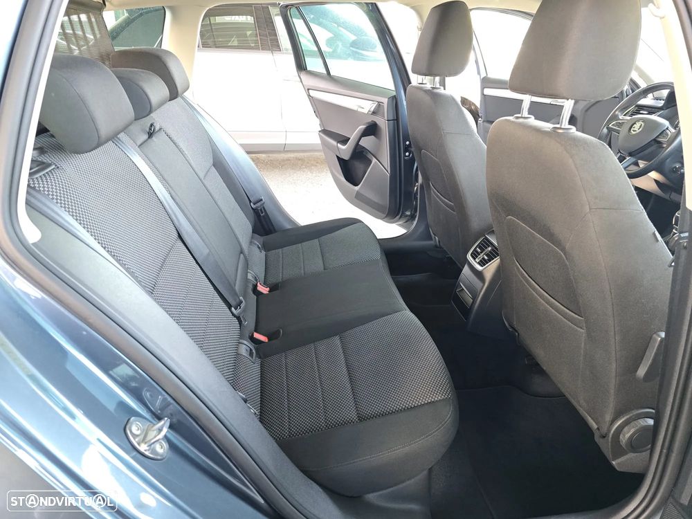 Skoda Octavia Break 1.6 TDI (Green tec) Active - 27