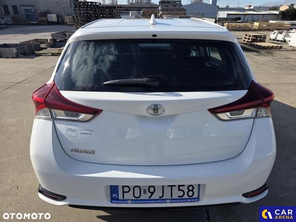 Toyota Auris - 4
