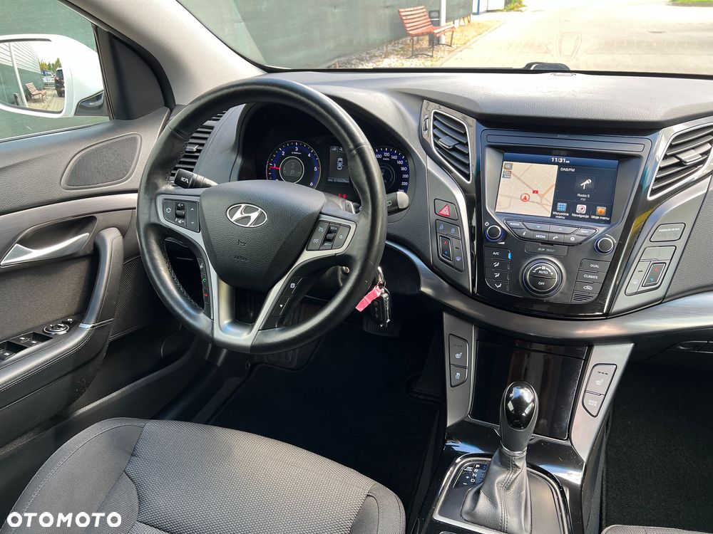 Hyundai i40 Kombi 1.7 CRDi DCT Premium - 7