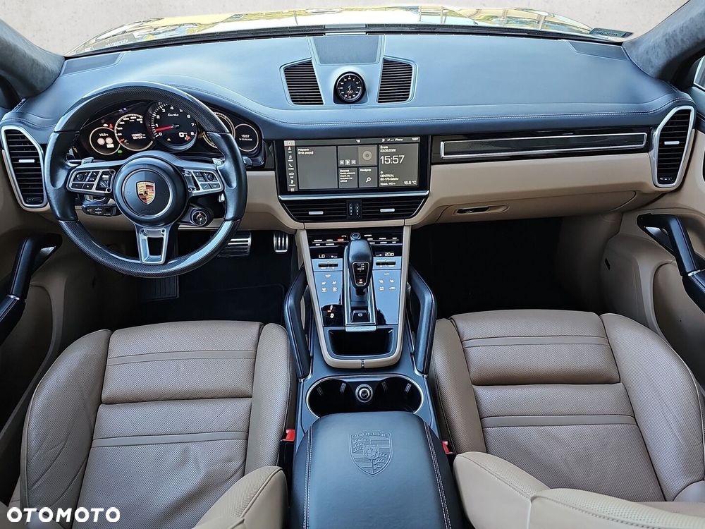Porsche Cayenne - 28