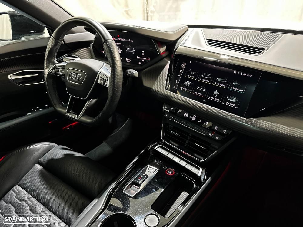 Audi e-tron GT quattro - 34