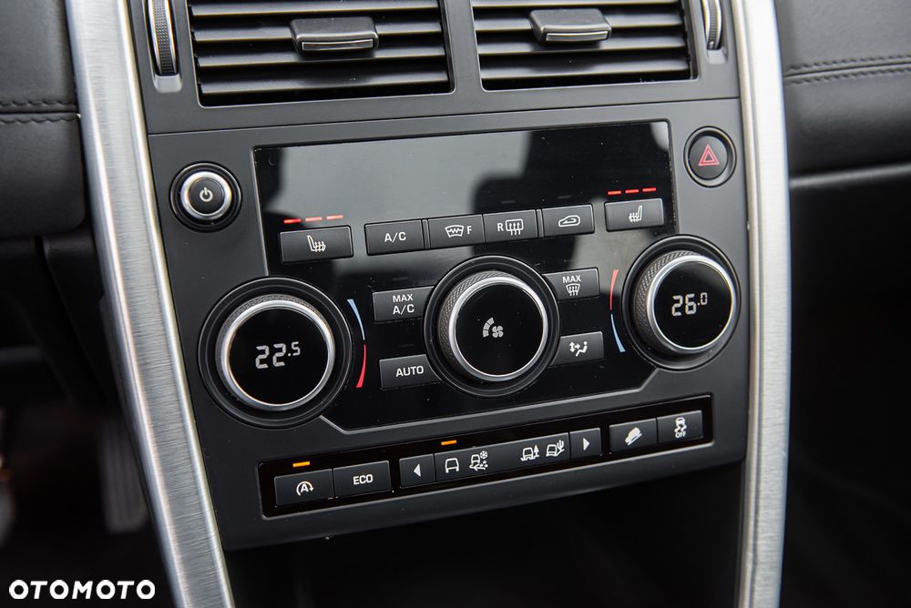 Land Rover Discovery Sport - 24