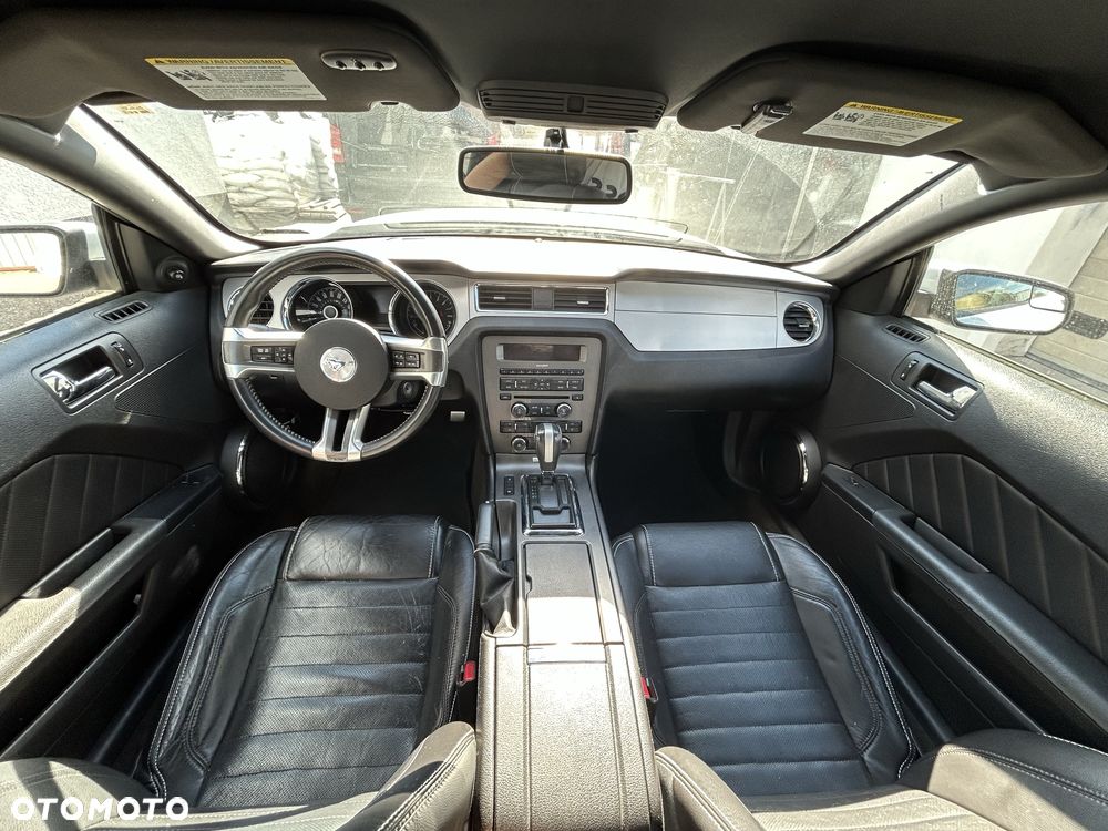 Ford Mustang - 6