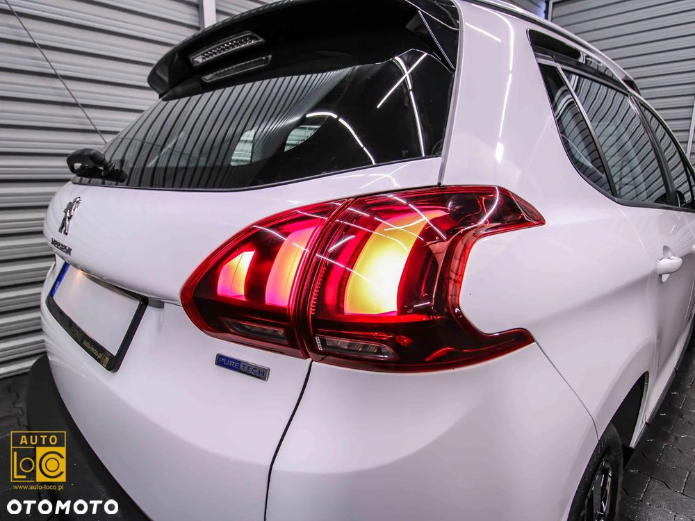 Peugeot 2008 1.2 Pure Tech Allure S&S - 30