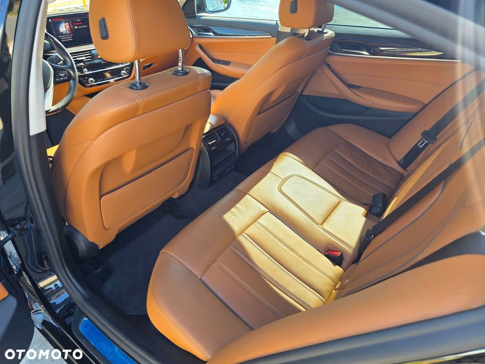 BMW Seria 5 520d mHEV Luxury Line - 35