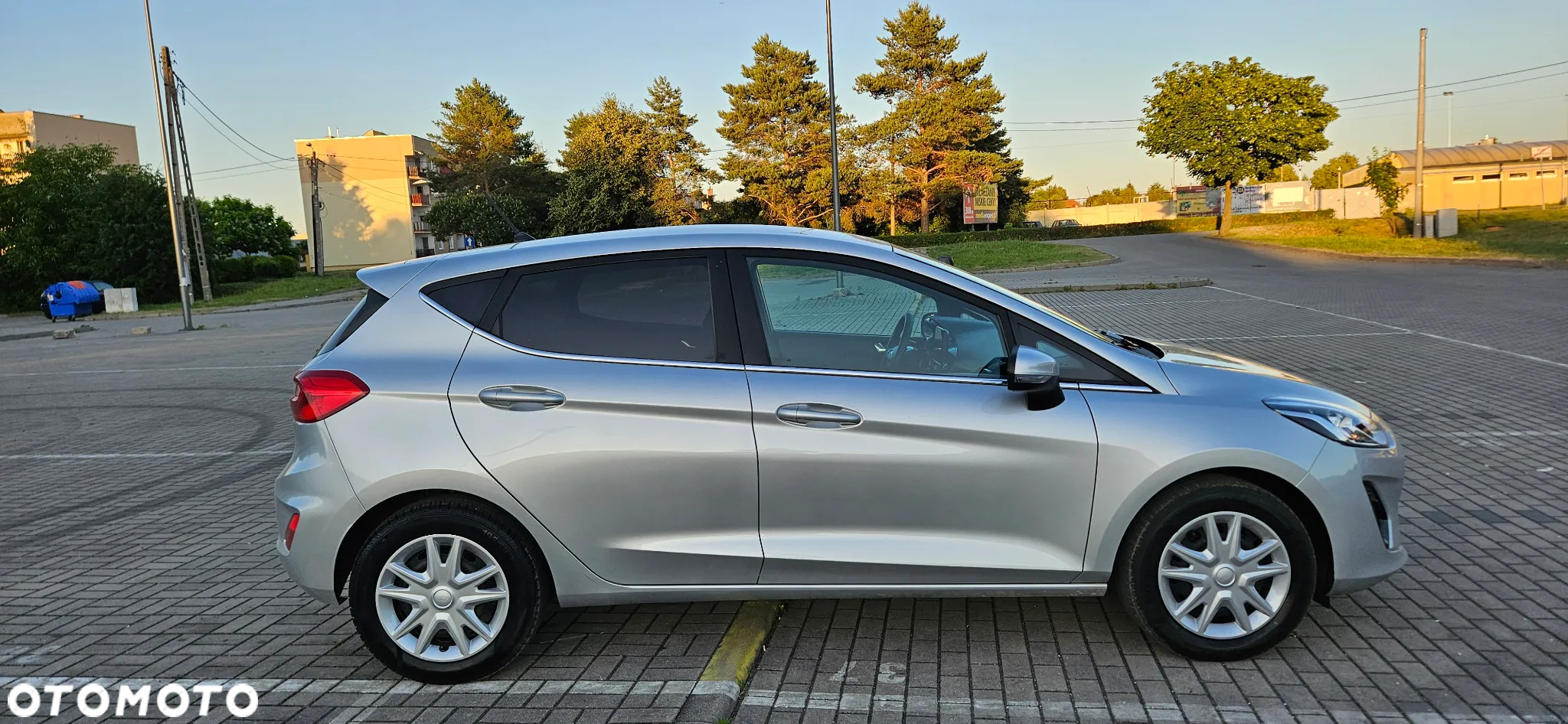 Ford Fiesta 1.0 EcoBoost S&S TITANIUM - 18