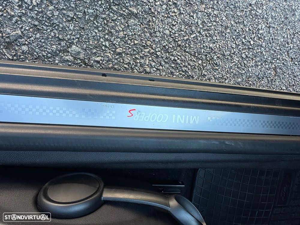 MINI 3 Portas Cooper SD - 23
