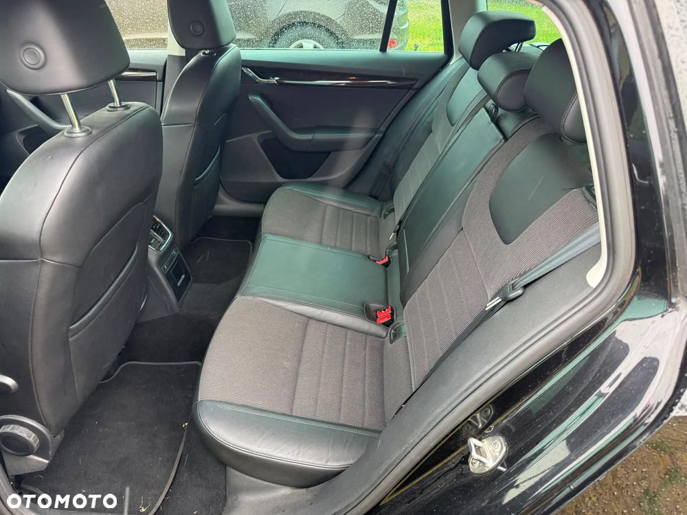 Skoda Octavia 2.0 TDI DSG Drive - 7