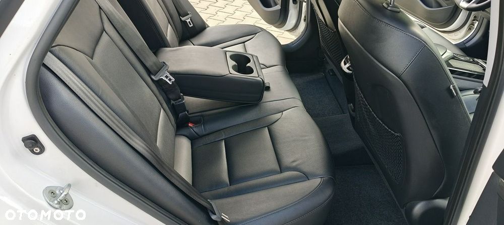 Hyundai i40 1.7 CRDi BlueDrive Business - 9