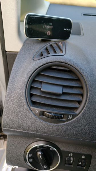 Volkswagen Caddy - 31