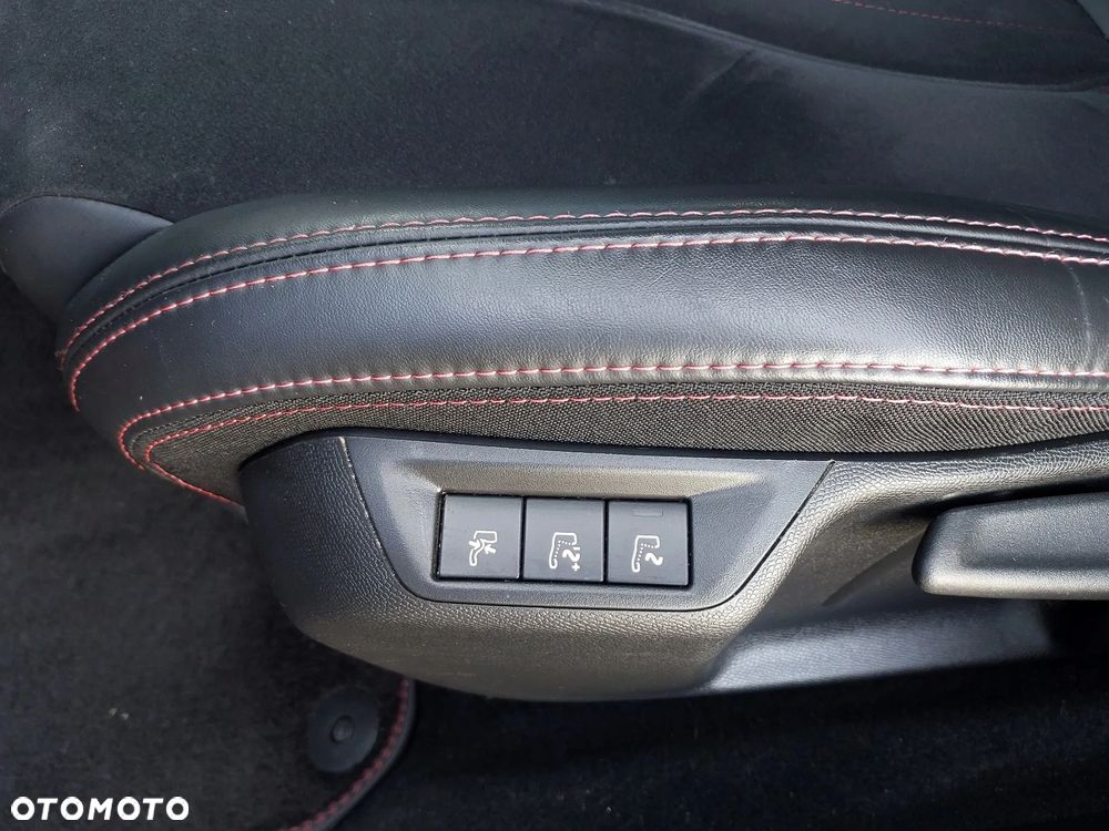 Peugeot 308 SW BlueHDi 180 EAT6 GT - 34