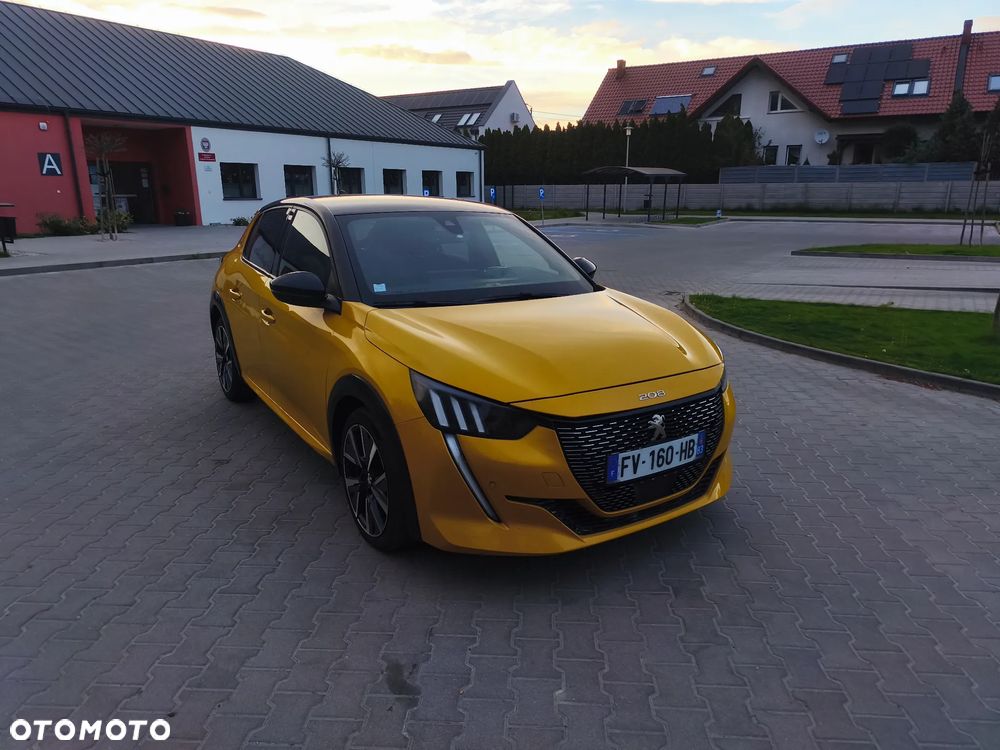 Peugeot 208 PureTech 100 EAT8 GT Pack - 3