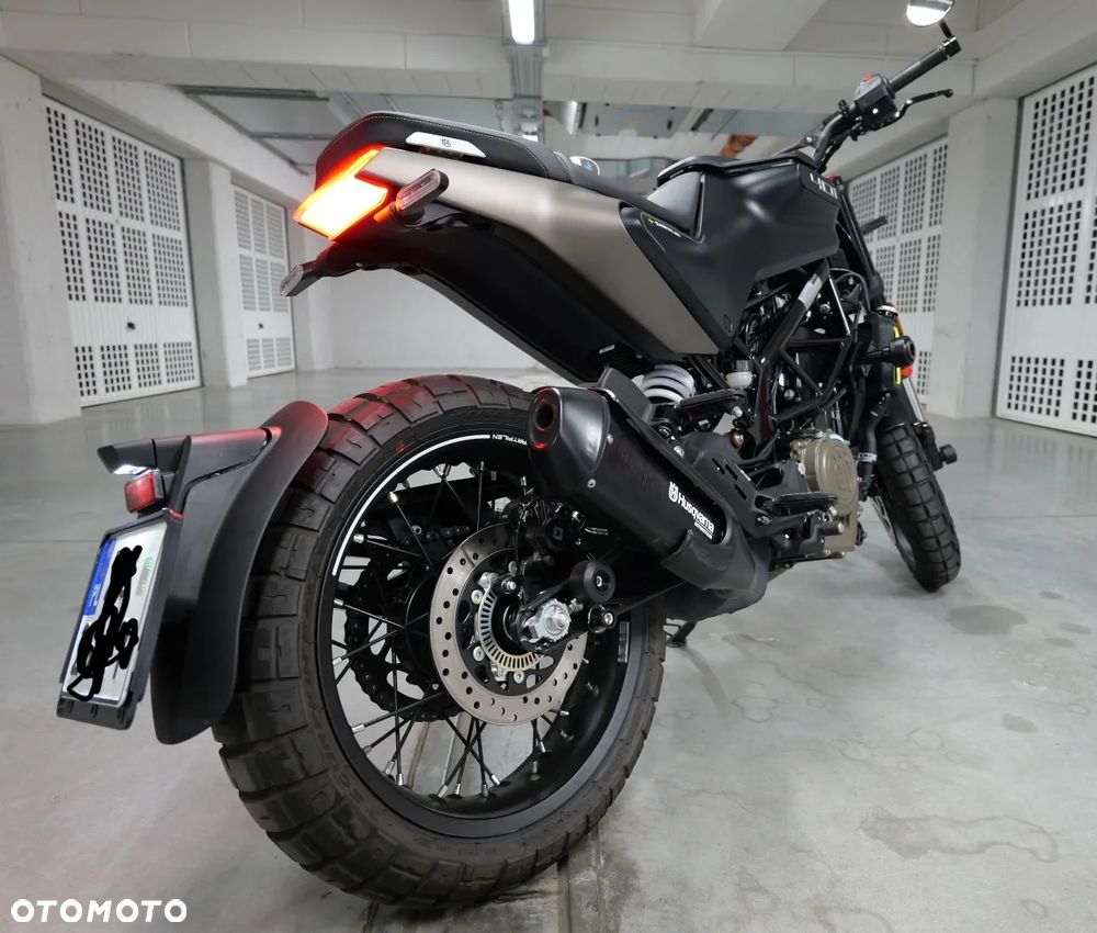 Husqvarna Svartpilen - 6