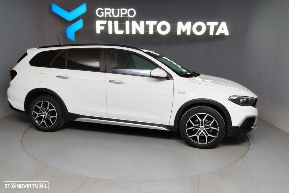 Fiat Tipo Station Wagon Cross 1.0 GSE T3 Cross - 9