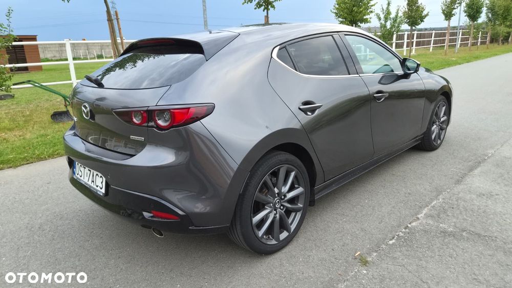 Mazda 3 - 4