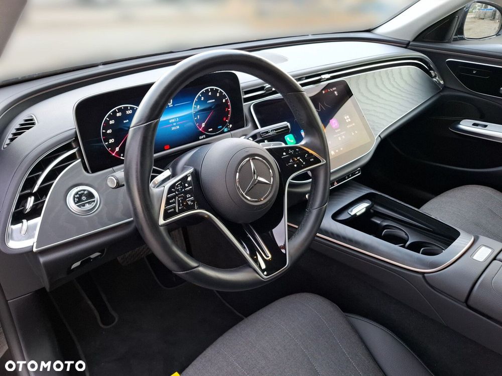 Mercedes-Benz Klasa E - 11