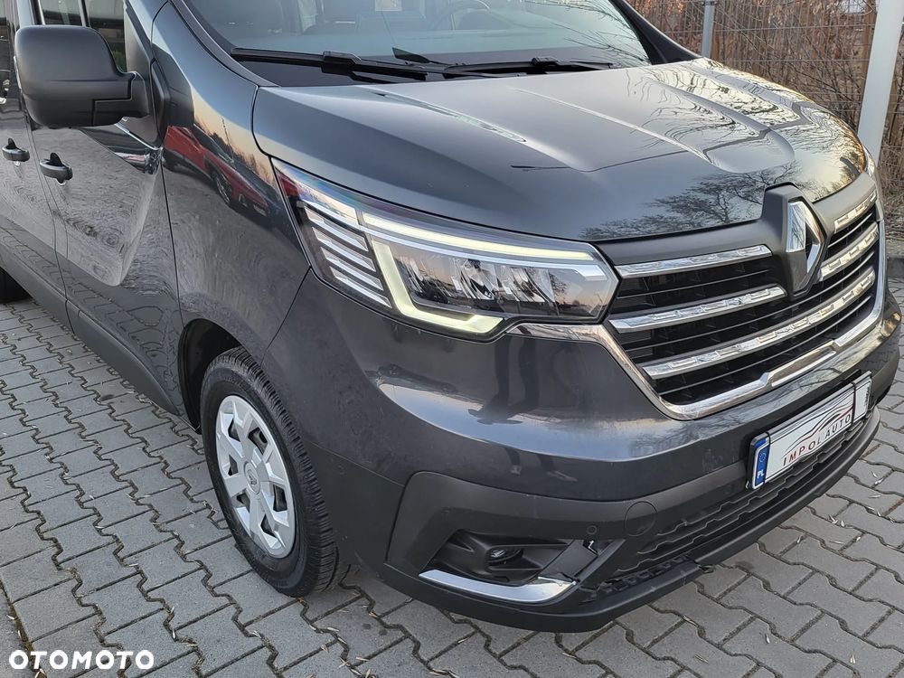 Renault Trafic - 28