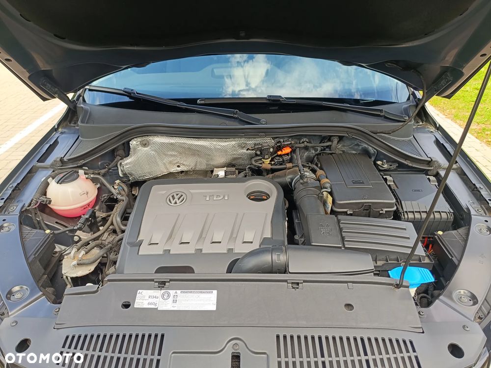 Volkswagen Tiguan 2.0 TDI DPF BlueMotion Technology Sport & Style - 6
