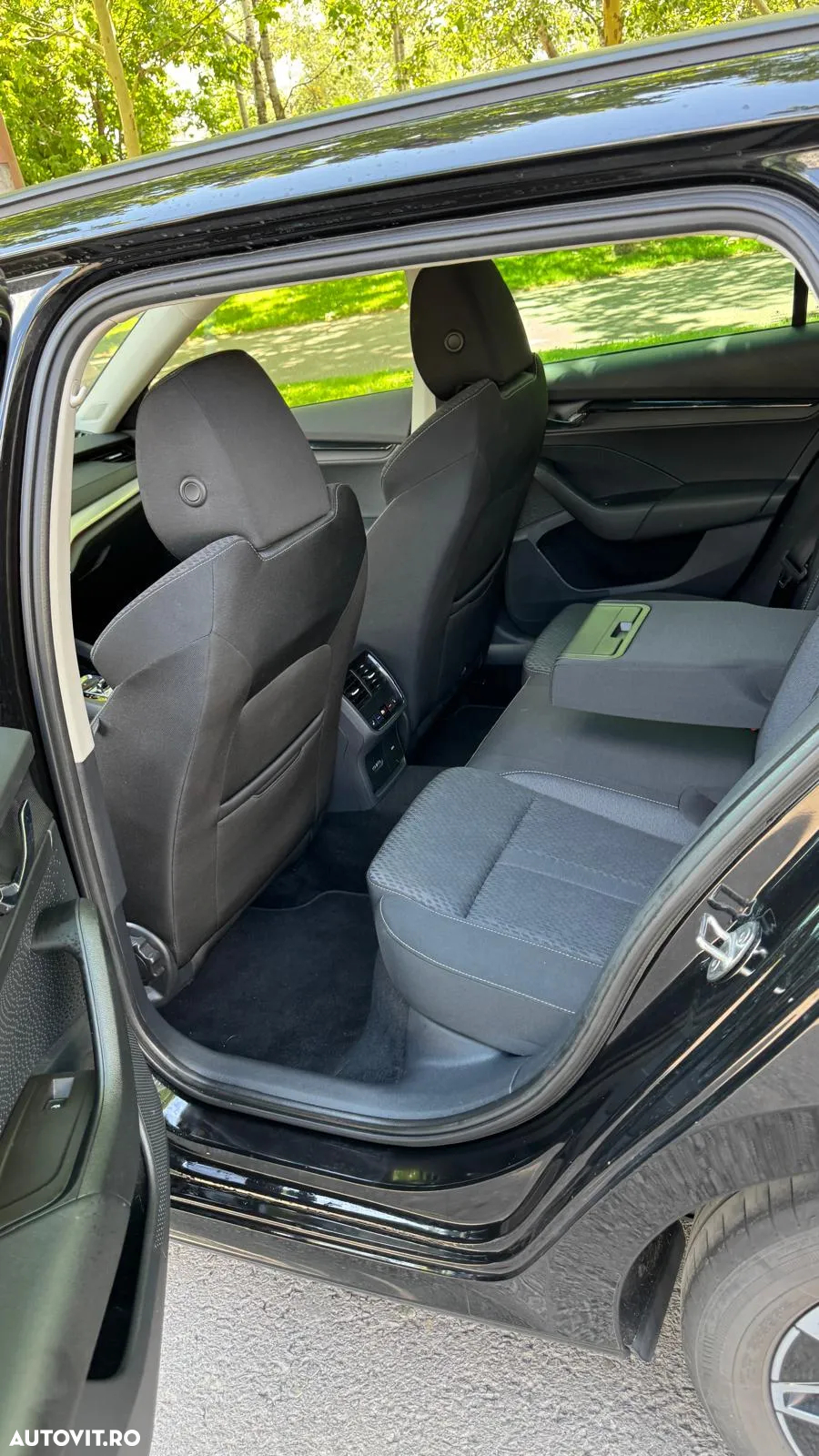 Skoda Octavia Combi 2.0 TDI DSG Clever - 19