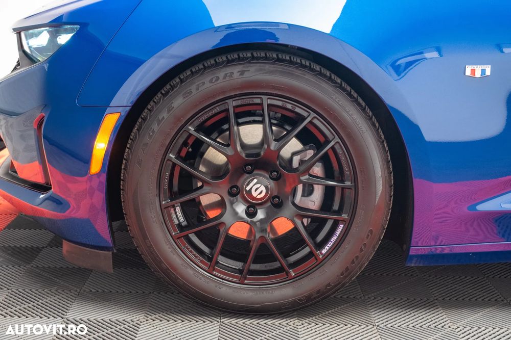 Chevrolet Camaro - 12
