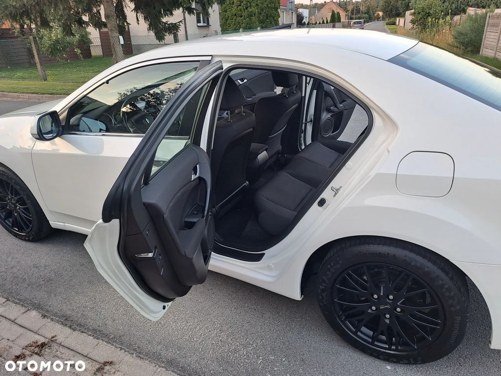 Honda Accord 2.0 50 Jahre Edition - 24