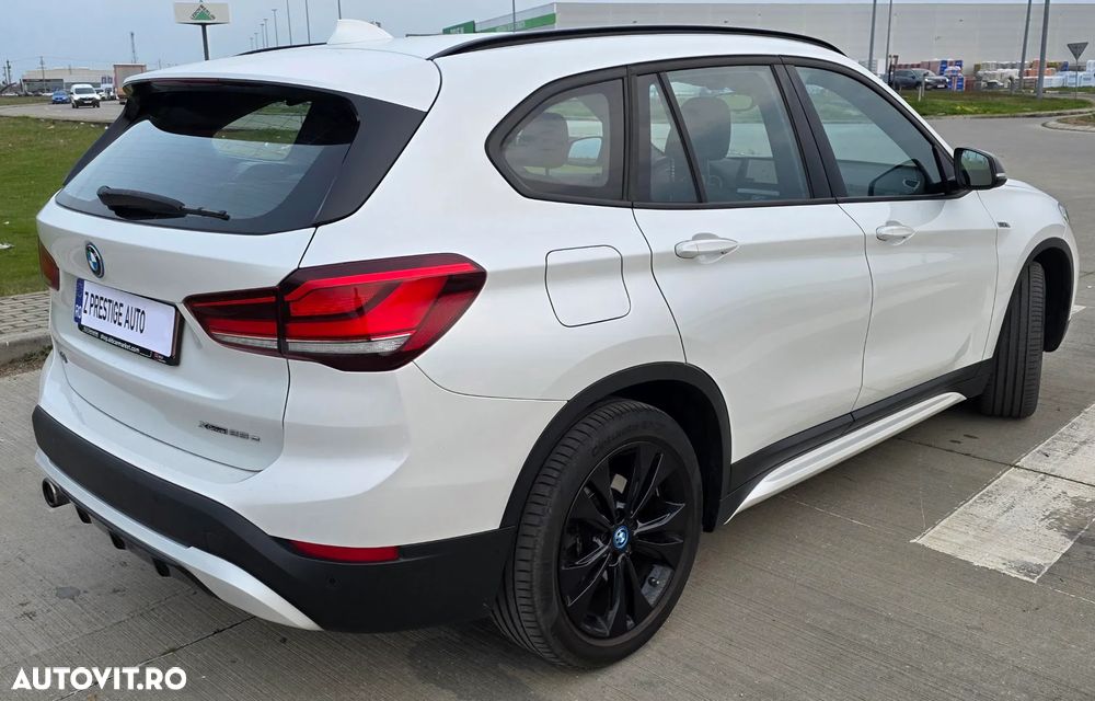BMW X1 xDrive25e Sport Line - 6